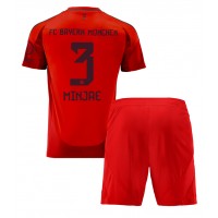 Camiseta Bayern Munich Kim Min-jae #3 Primera Equipación Replica 2024-25 para niños mangas cortas (+ Pantalones cortos)